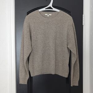 Uniqlo Wool Crew neck sweater